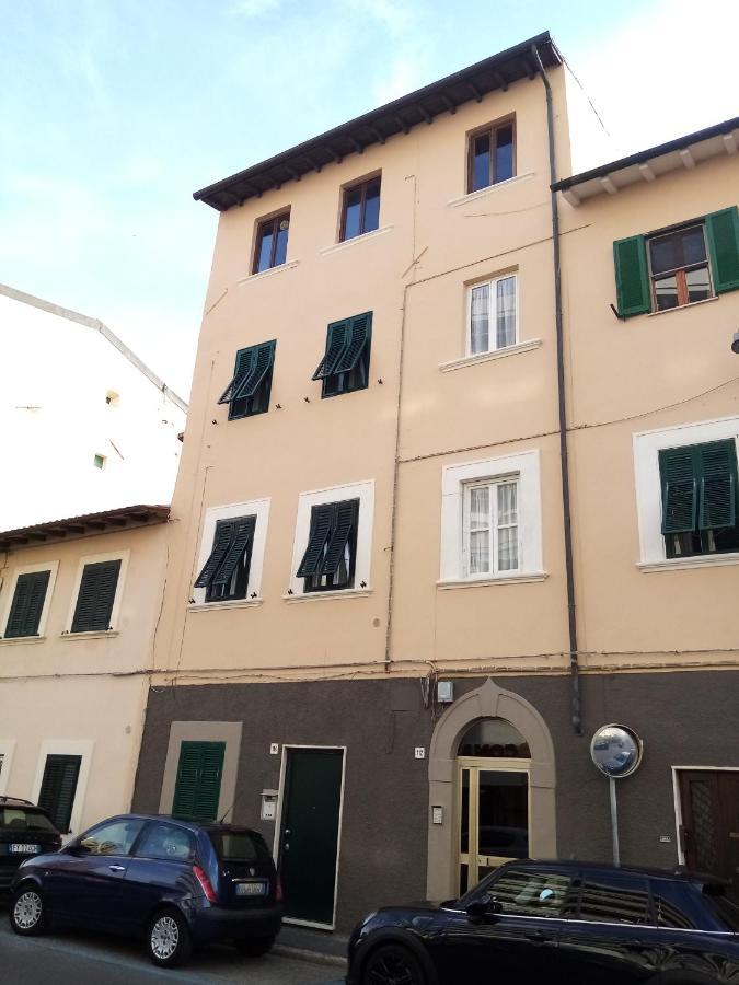 Piccione Marittimo Appartamento Vicinanze Mare Livorno Exterior foto